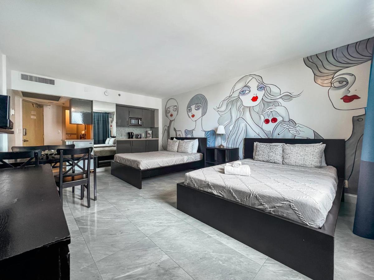 Castle Beach Studios By Vacation Media ไมอามีบีช ภายนอก รูปภาพ