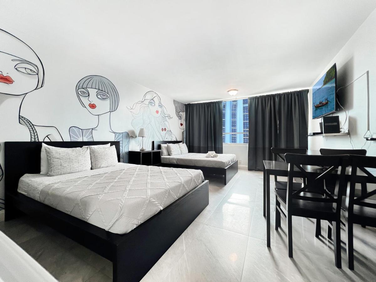 Castle Beach Studios By Vacation Media ไมอามีบีช ภายนอก รูปภาพ