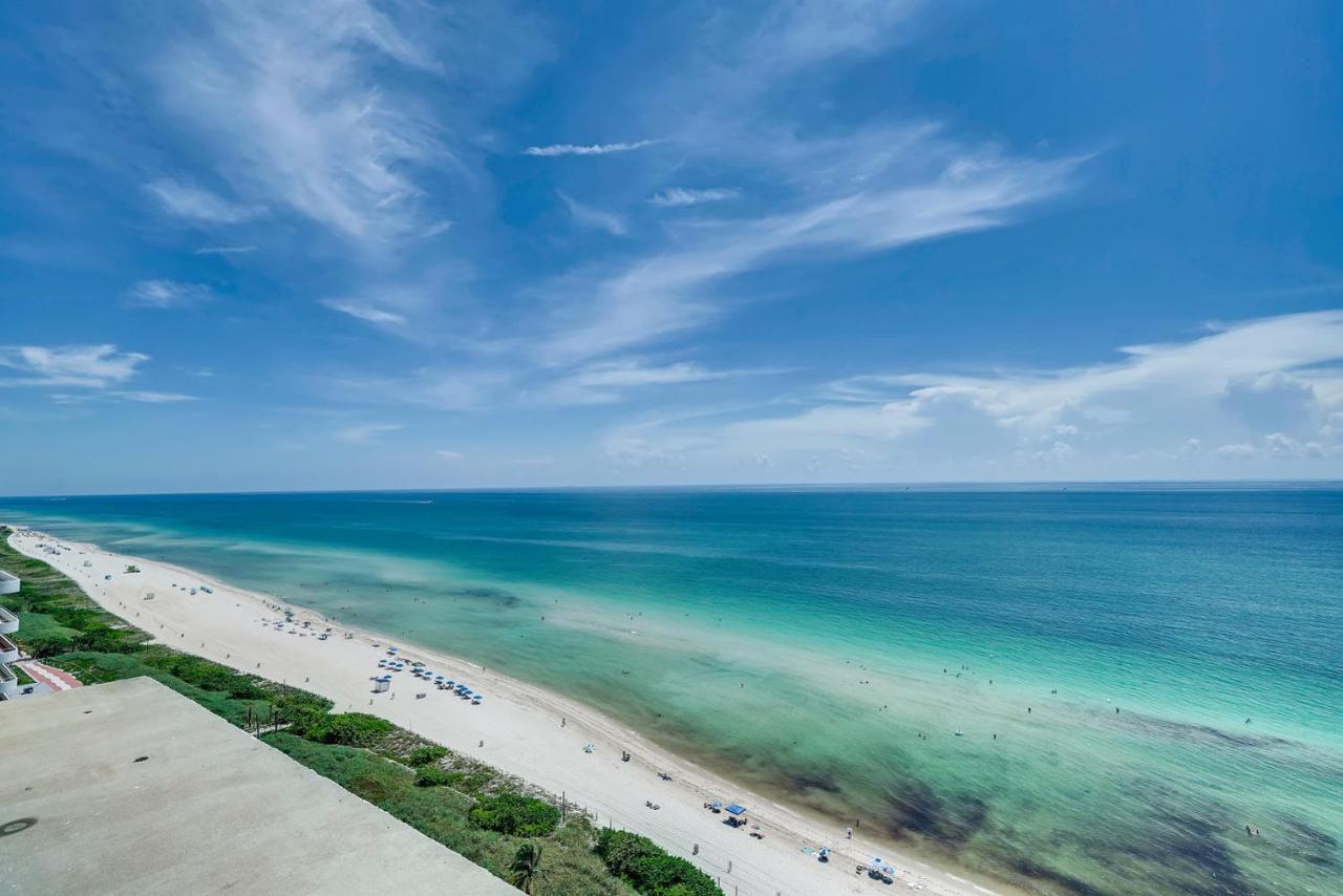 Castle Beach Studios By Vacation Media ไมอามีบีช ภายนอก รูปภาพ